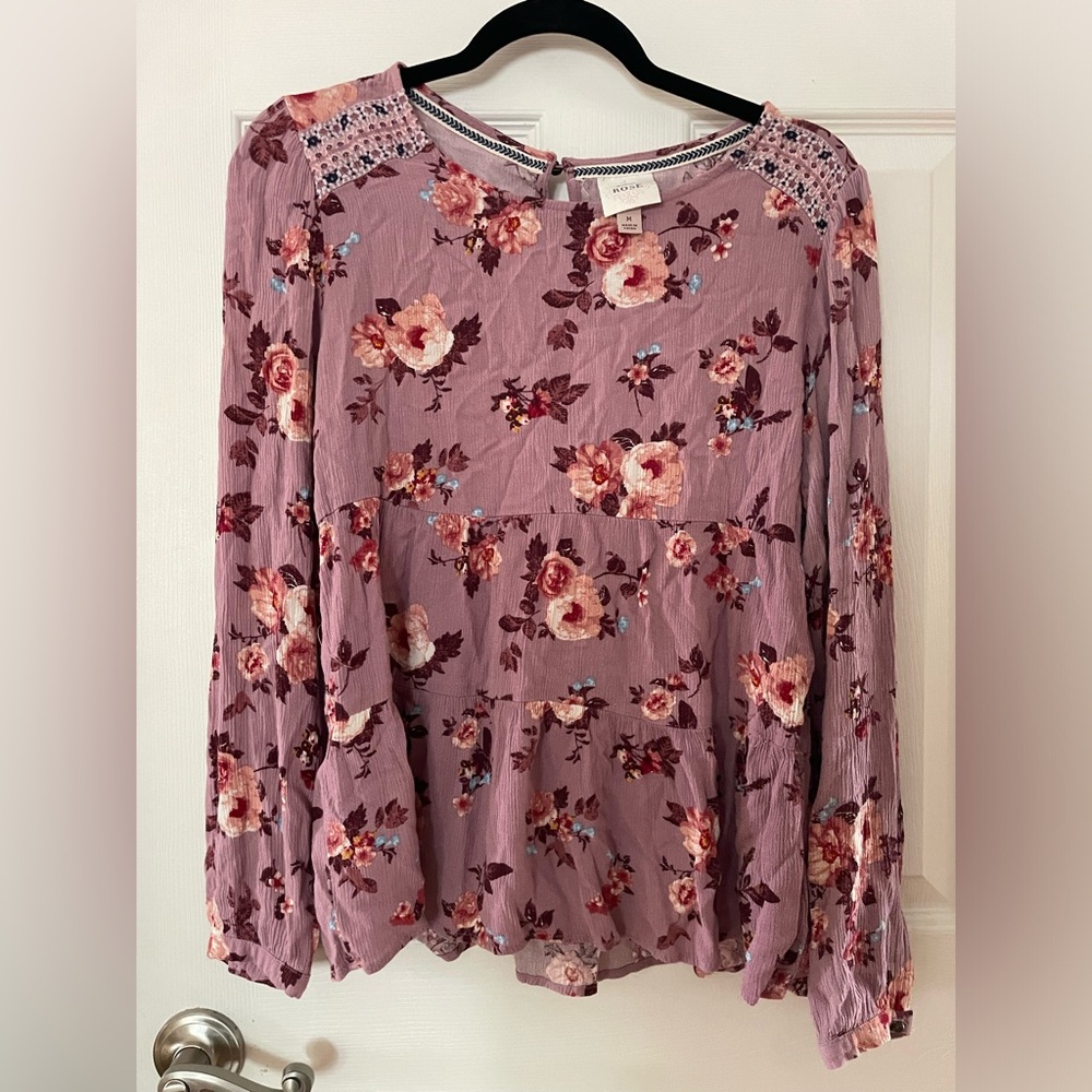 Knox Rose mauve floral tiered, baby doll top size medium